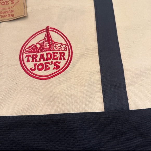 NWT 🏷️ | Trader Joe's Canvas Tote Bag in Cream and Navy - Picture 5 of 7